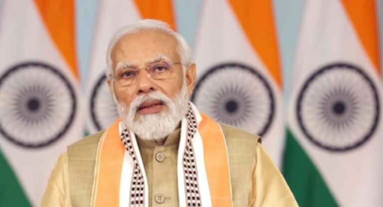 प्रधानमंत्री नरेन्द्र मोदी एक दिवसीय गुजरात दौरे पर कई परियोजनाओं का करेंगे उद्घाटन