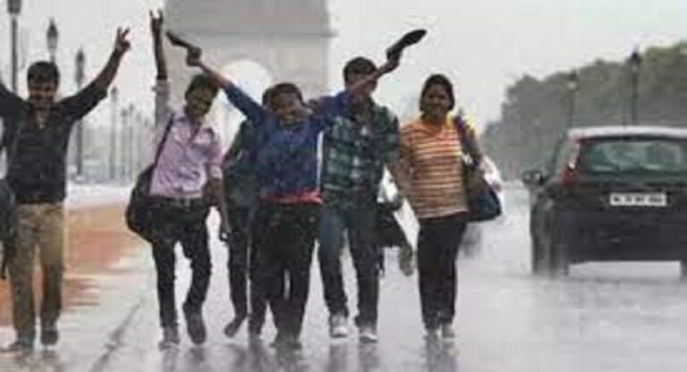 दिल्ली में बारिश से मौसम हुआ सुहाना तो बिहार में ऐसा है हाल