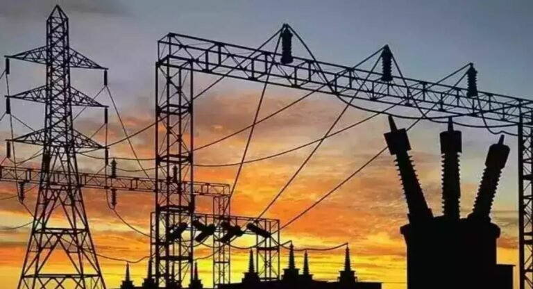 Electricity: लाखों घरों में बिजली पहुंचा दी गई फिर भी …! केंद्रीय मंत्री आरके सिंह का दावा