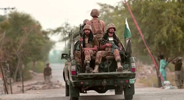 पाकिस्तानी सेना पर आतंकी भारी, मुठभेड़ और हमलों में मेजर सहित इतने की गई जान