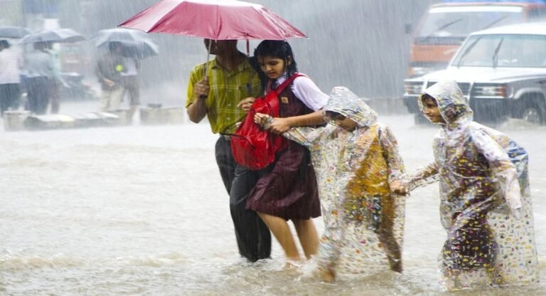 मुंबई में झमाझम बारिश, जानिये महाराष्ट्र के अन्य जिलों के लिए मौसम विभाग का क्या है पूर्वानुमान