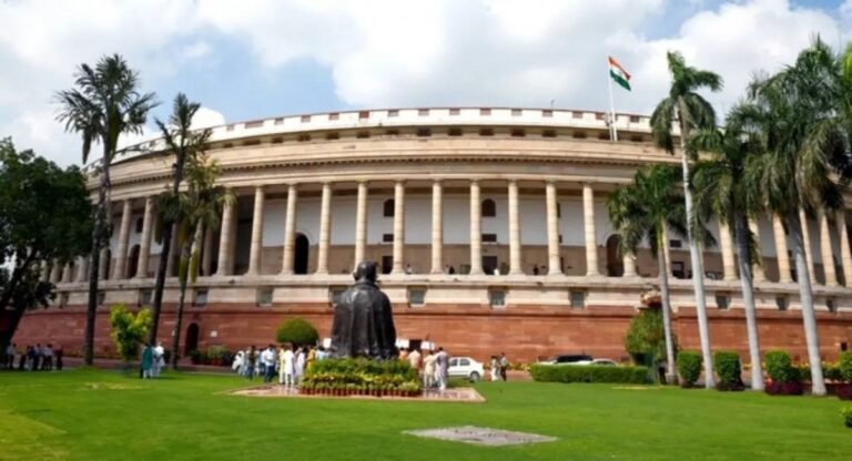 मानसून सत्रः सरकार ने लोकसभा में दिल्ली अध्यादेश विधेयक किया पेश