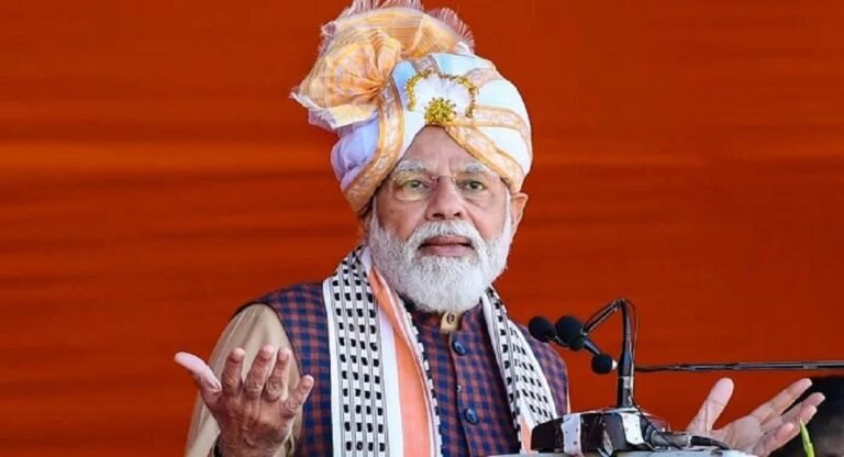 Varanasi: प्रधानमंत्री ने रखी अंतरराष्ट्रीय क्रिकेट स्टेडियम की आधारशिला, भारत के भविष्य से जोड़ते हुए कही ये बात