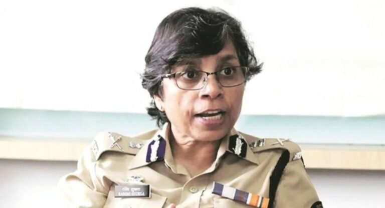 आईपीएस अधिकारी रश्मी शुक्ला को हाईकोर्ट ने दी राहत, एफआईआर रद्द करने के आदेश