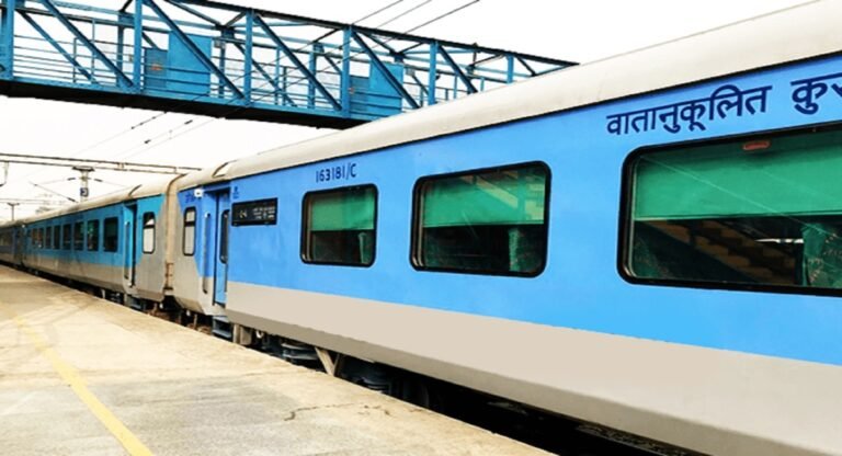 Central Railway दिवाली और छठ पर चलाएगा 24 वातानुकूलित विशेष ट्रेनें, इस तिथि से होगी बुकिंग