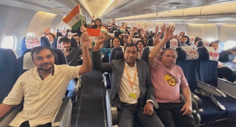 Operation Ajay: इजराइल से भारत के लिए रवाना हुआ विमान, दो नेपाली समेत 143 भारतीय यात्री