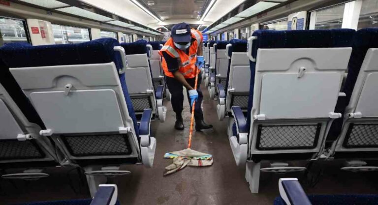 Vande Bharat train 14 मिनट में होगी साफ, जानें प्रोटोकॉल