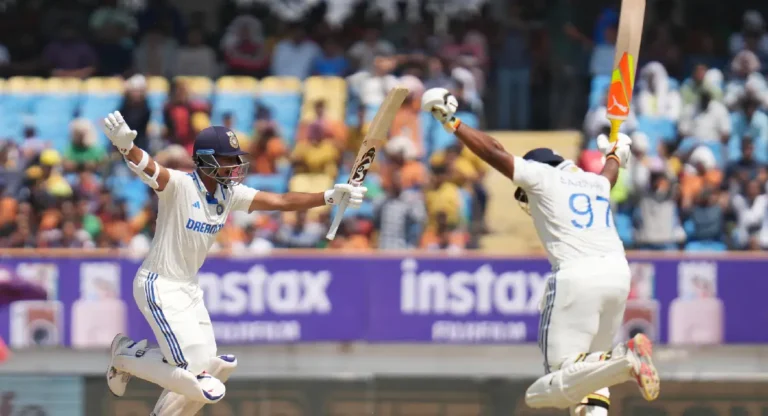 Rajkot Test: 430 रन पर भारत ने घोषित की दूसरी पारी, इंग्लैंड को 557 का लक्ष्य