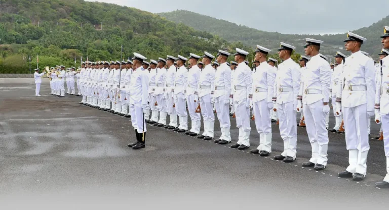 Indian Navy Ranks: कैडेट से एडमिरल तक, भारतीय नौसेना के सभी रैंकों के बारे में जानें