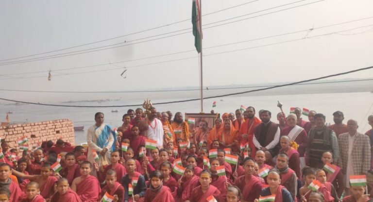 Varanasi में भारतीय तिथि के अनुसार मनाया गया गणतंत्र दिवस, उद्देश्य को लेकर कही ये बात