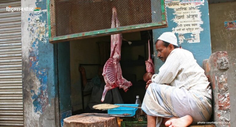 Uttar Pradesh: काशी विश्वनाथ मंदिर के पास मांस दुकानों पर नगर निगम की बड़ी कार्रवाई, इतने दुकान सील