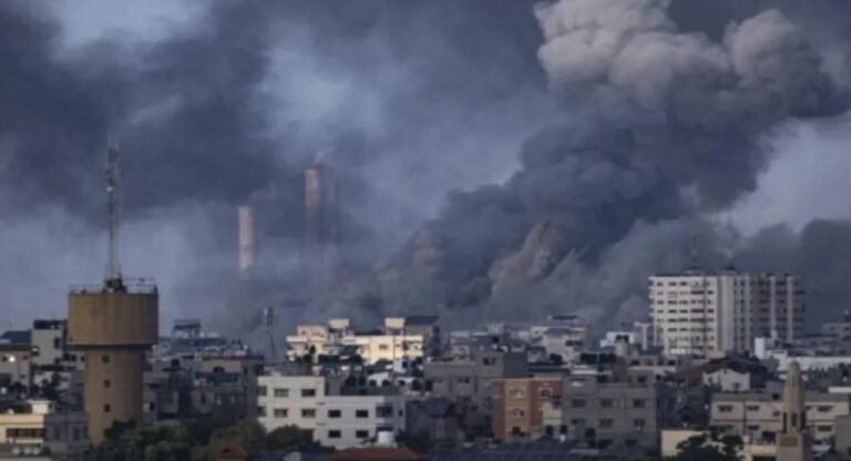 Israel-Iran War: इजराइल ने ईरान पर किया हमला, कई शहरों में भीषण विस्फोट