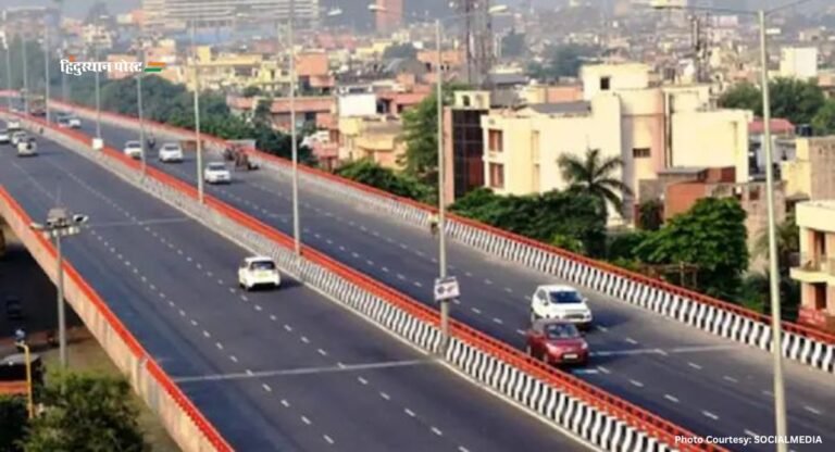 Noida Traffic Advisory: एलिवेटेड फ्लाईओवर र्निर्माण कार्य के मद्देनजर नोएडा ट्रैफिक पुलिस ने जारी की एडवाइजरी