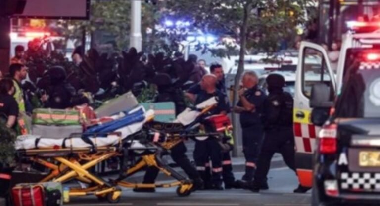 Terrorist Attack: सिडनी मॉल में आतंकी हमले से दहशत, कई लोगों की मौत