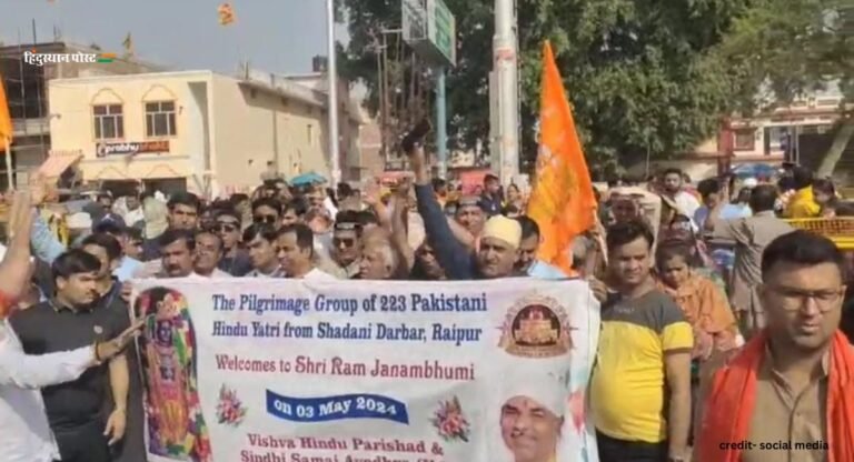 Shri Ram Jnmbhumi Mandir: पाकिस्तानियों ने किये श्री रामलला के दर्शन, हुए भाव विभोर