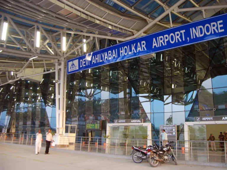 Indore Airport : इंदौर हवाई अड्डे के बारे में जानें 10 बातें